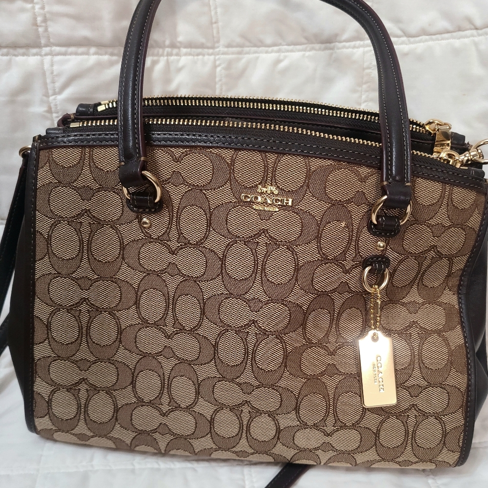 COACH HANDBAG - BROWN W/ DETACHABLE STRAP